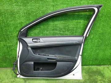 ДВЕРЬ НА MITSUBISHI GALANT FORTIS CX4A