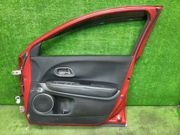 ДВЕРЬ НА HONDA VEZEL RV3