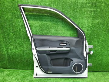 ДВЕРЬ НА SUZUKI ESCUDO TDA4W
