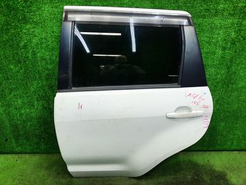 ДВЕРЬ НА TOYOTA IST NCP60