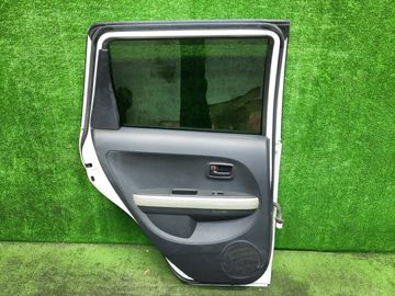 ДВЕРЬ НА TOYOTA IST NCP60