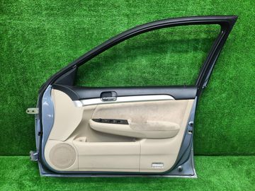 ДВЕРЬ НА HONDA INSPIRE UC1