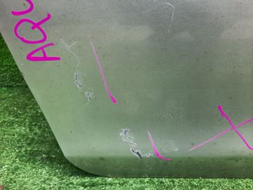 ДВЕРЬ НА TOYOTA AQUA NHP10