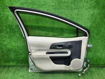 ДВЕРЬ НА TOYOTA AQUA NHP10