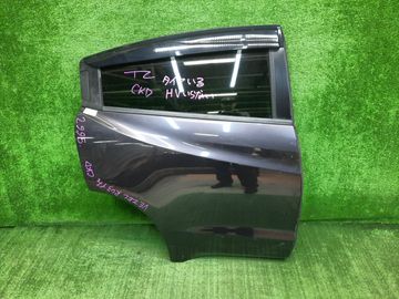 ДВЕРЬ НА HONDA VEZEL RU3