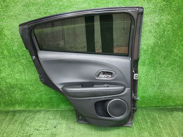 ДВЕРЬ НА HONDA VEZEL RU3