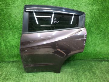 ДВЕРЬ НА HONDA VEZEL RU3