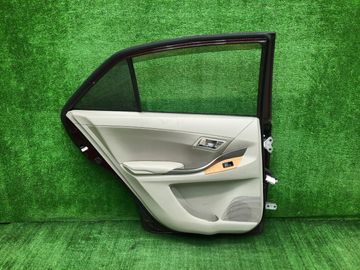 ДВЕРЬ НА TOYOTA PREMIO ZRT260