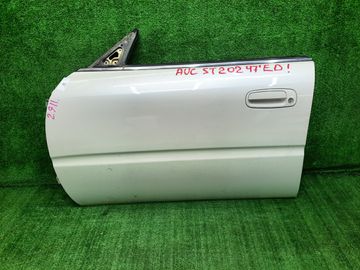 ДВЕРЬ НА TOYOTA CARINA ED ST202