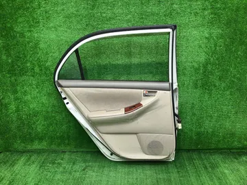 ДВЕРЬ НА TOYOTA COROLLA NZE121