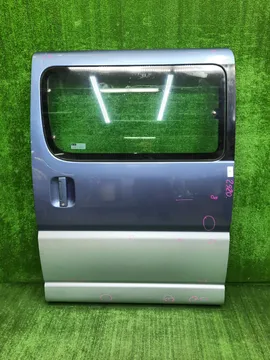 ДВЕРЬ НА TOYOTA GRANVIA VCH10W