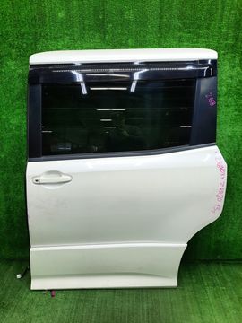 ДВЕРЬ НА TOYOTA VOXY ZRR80G