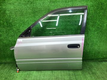 ДВЕРЬ НА TOYOTA CARINA AT212