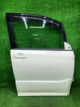 ДВЕРЬ НА TOYOTA VOXY ZRR80G 