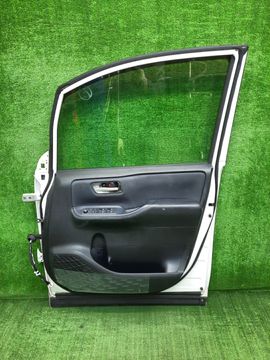 ДВЕРЬ НА TOYOTA VOXY ZRR80G 