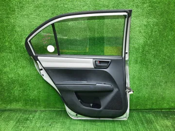 ДВЕРЬ НА TOYOTA COROLLA  AXIO NZE164
