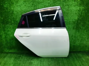 ДВЕРЬ НА MAZDA ATENZA GH5AS