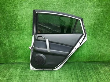 ДВЕРЬ НА MAZDA ATENZA GH5AS