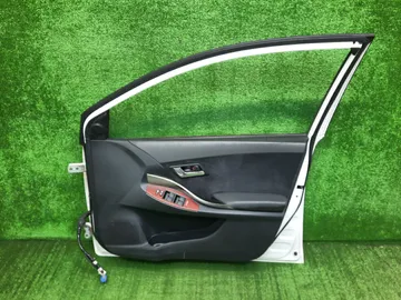 ДВЕРЬ НА TOYOTA ALLION ZRT260