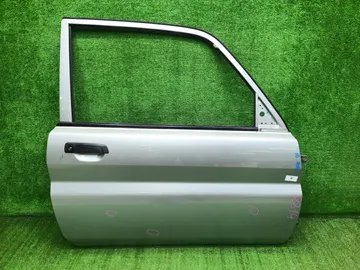 ДВЕРЬ НА MITSUBISHI PAJERO IO H66W