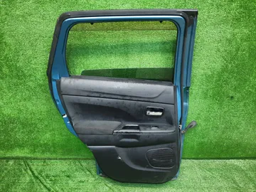 ДВЕРЬ НА MITSUBISHI RVR GA3W
