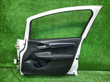 ДВЕРЬ НА HONDA SHUTTLE GP7