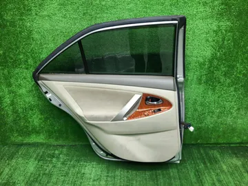 ДВЕРЬ НА TOYOTA CAMRY ACV40