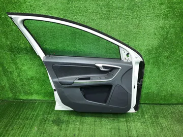 ДВЕРЬ НА VOLVO XC60 DZ47