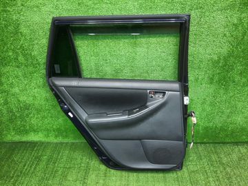 ДВЕРЬ НА TOYOTA COROLLA FIELDER ZZE122G