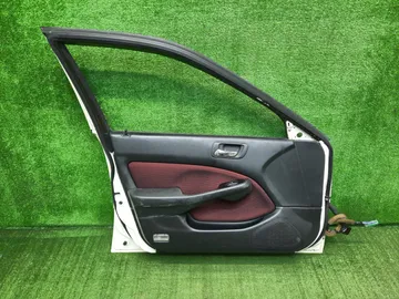 ДВЕРЬ НА HONDA ACCORD CL1