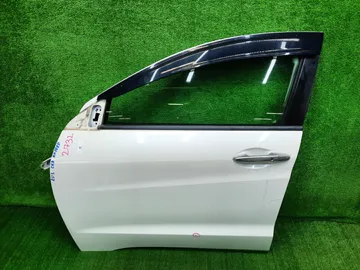 ДВЕРЬ НА HONDA VEZEL RU3