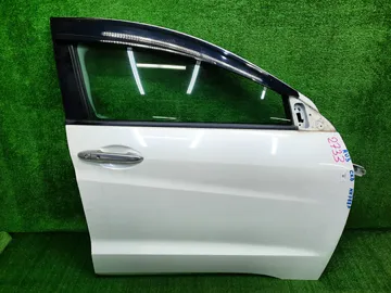 ДВЕРЬ НА HONDA VEZEL RU3
