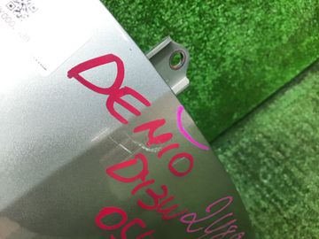 ДВЕРЬ НА MAZDA DEMIO DY3W