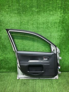 ДВЕРЬ НА MAZDA DEMIO DY5W