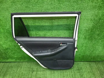 ДВЕРЬ НА TOYOTA COROLLA FIELDER ZZE123G