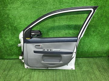 ДВЕРЬ НА MAZDA DEMIO DY3W