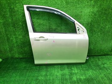 ДВЕРЬ НА MAZDA DEMIO DY3W