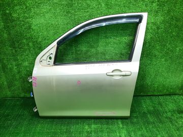 ДВЕРЬ НА MAZDA DEMIO DY3W