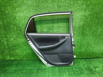 ДВЕРЬ НА TOYOTA RUNX NZE124