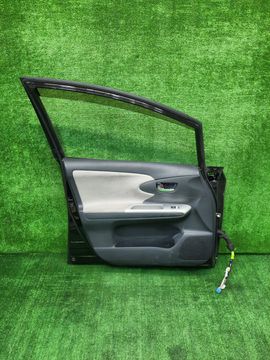 ДВЕРЬ НА TOYOTA WISH ZGE20