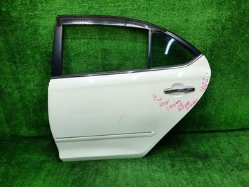 ДВЕРЬ НА TOYOTA PREMIO ZZT240