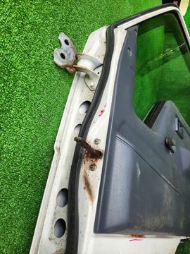 ДВЕРЬ НА TOYOTA TOYOACE YY121