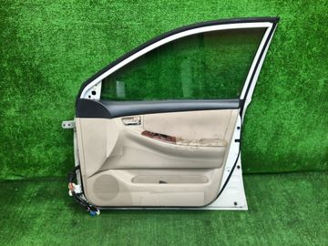 ДВЕРЬ НА TOYOTA RUNX NZE121