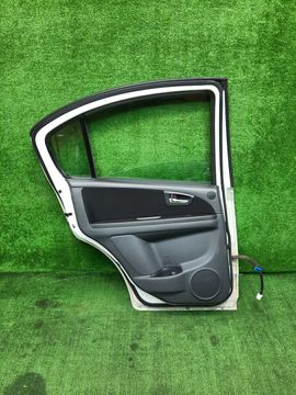ДВЕРЬ НА SUZUKI SX4 YC11S