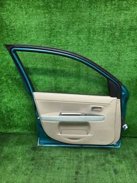ДВЕРЬ НА MAZDA DEMIO DY3W