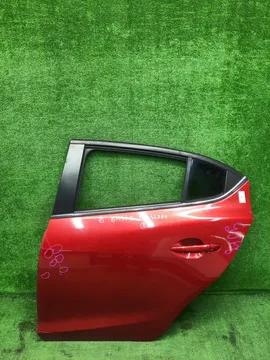 ДВЕРЬ НА MAZDA AXELA BM5FP