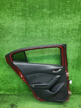 ДВЕРЬ НА MAZDA AXELA BM5FP
