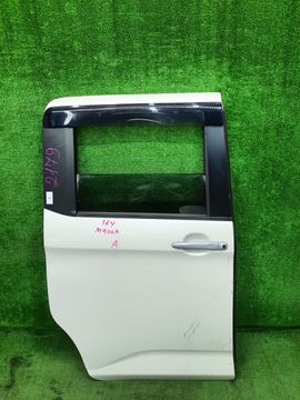 ДВЕРЬ НА TOYOTA ROOMY M900A