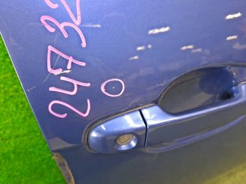 ДВЕРЬ НА TOYOTA RACTIS NCP120