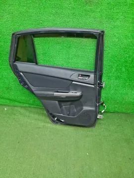 ДВЕРЬ НА SUBARU IMPREZA GP3